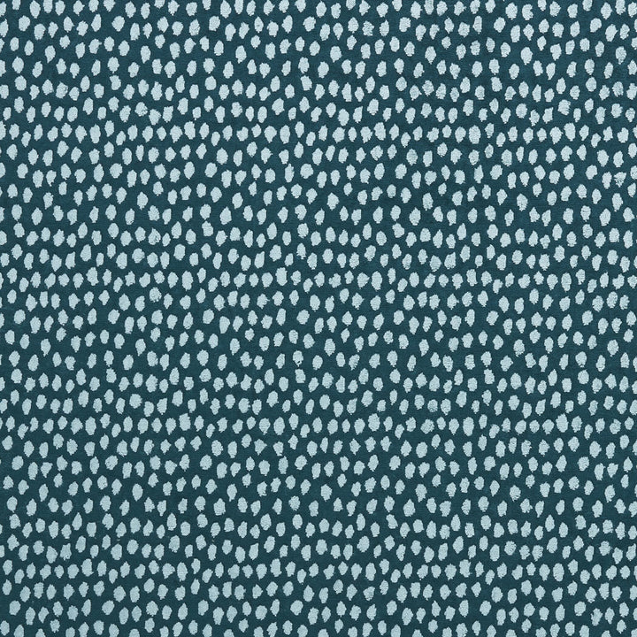 Frodo 5 Evergreen by Marcus William Fabric KAI/MARCUS WILLIAM JACAMAR 72%POL 16%COT 12%LIN INDIA MARTINDALE WEAR TEST (50 000 CIRCULAR RUBS) Horizontal: 13.75 and Vertical: 10.625 55 in - Fabric Carolina -
