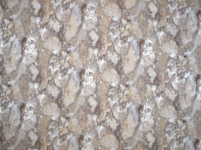 <p>Luminescence Greige FRLUMI0002 by Scalamandre Fabric</p><p><strong>Required Minimum Quantity Purchase: Fabrics by the yard 1 YARD MINIMUM </p><p>Book: MAGNETICS</p><p>Content: 38% LINEN 32% ACETATE 24% POLYESTER, 6% ACRYLIC</p><p>Origin: ITALY</p><p>Performance: LIGHT DUTY</p><p>Repeat: Horizontal: 15" and Vertical: 28"</p><p>Width: 57</p>