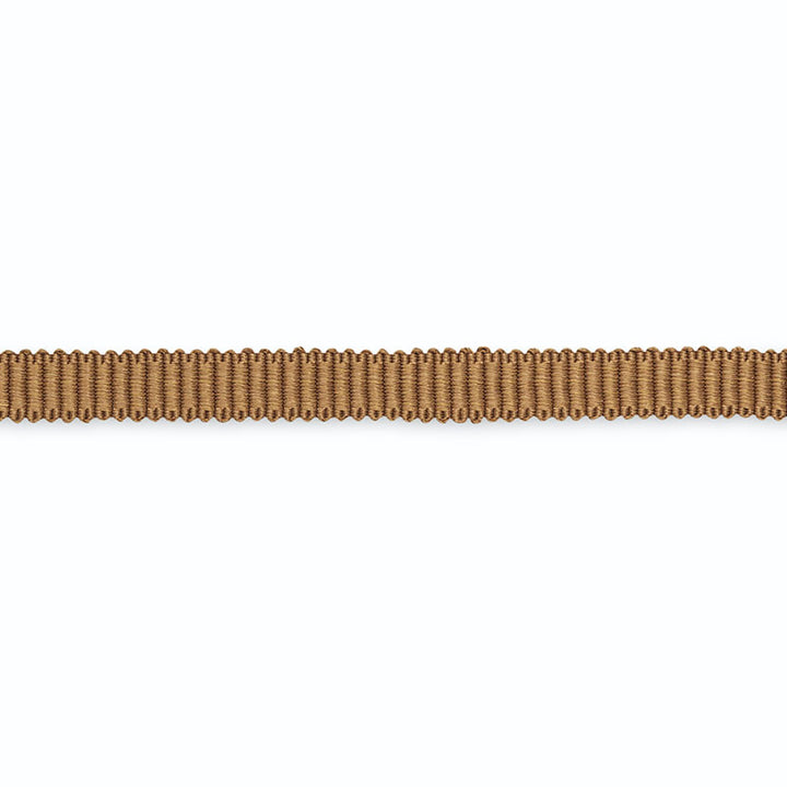 Claudine Silk Gimp 1/2" Mushroom G500-16 by Schumacher Trim SCHUMACHER TRIM PROGRAM See Sample UNITED STATES OF AMERICA TO BE DETERMINED </p><p>Repeat: Horizontal: - and Vertical: - 0 1/2" WIDE (1CM) - Fabric Carolina -