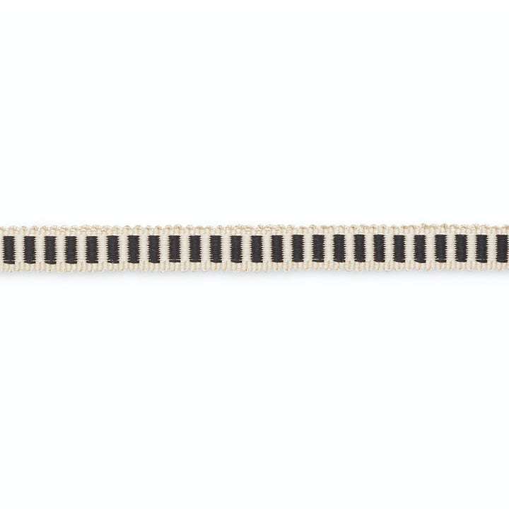 Claudine Cotton Gimp Snow/Obsidian G500-4 by Schumacher Trim SCHUMACHER TRIM PROGRAM COTTON 100% UNITED STATES OF AMERICA </p><p>Repeat: Horizontal: and Vertical: 0.5 - Fabric Carolina -