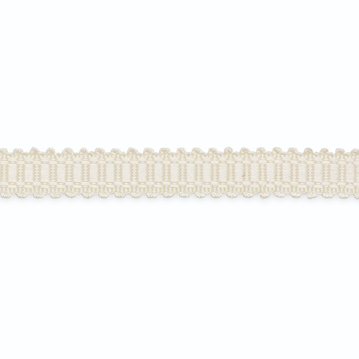 Mikayla Gimp Silk W/Picot 3/4" Blanc G524-1 by Schumacher Trim SCHUMACHER TRIM PROGRAM See Sample UNITED STATES OF AMERICA TO BE DETERMINED </p><p>Repeat: Horizontal: - and Vertical: - - - Fabric Carolina -