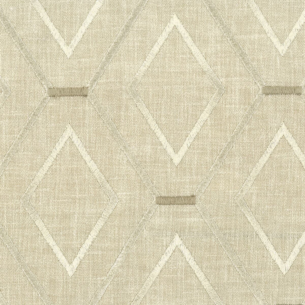 Garvey 2 Jute by Stout Fabric COMFORTABLE LIVING IVORY/SAND 70%SVI 30%COT %PEMB INDIA FLAME RETARDANT-U.F.A.C. CLASS 1 CATB 117-2013 WYZENBEEK 27 000 DOUBLE RUB WEAR TEST (HEAVY DUTY) </p><p>Repeat: 4.5 54 in - Fabric Carolina -