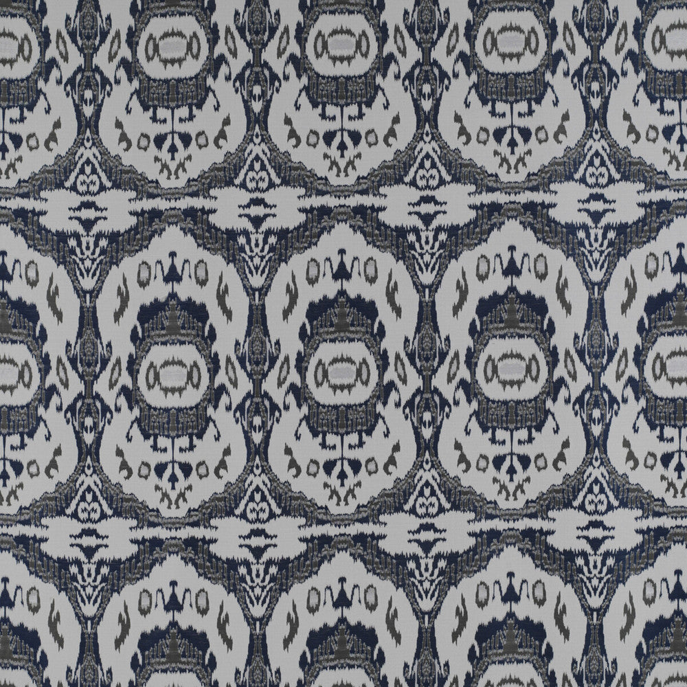 Goya Azul/Gris by Gaston Y Daniela Fabric Gaston Y Daniela Fabric Goya Azul/GrisFabric MADRID VISCOSE - 78%;POLYESTER - 22% Turkey </p><p>Repeat: H: 13.9, V: 26.4 55 - Fabric Carolina -