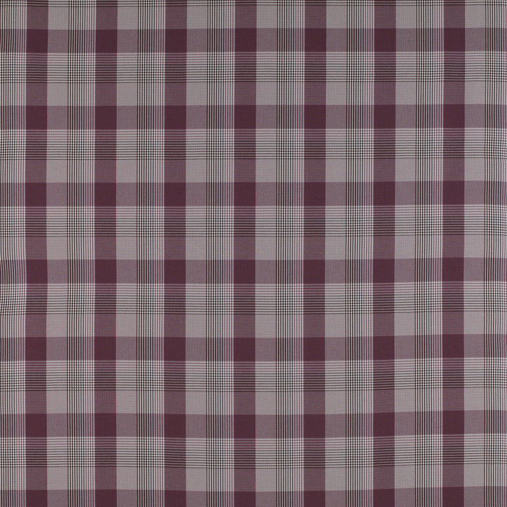 Preciados Berenjena by Gaston Y Daniela Fabric Gaston Y Daniela Fabric Preciados BerenjenaFabric MADRID COTTON - 100% Portugal </p><p>Repeat: H: 4, V: 4 55 - Fabric Carolina -