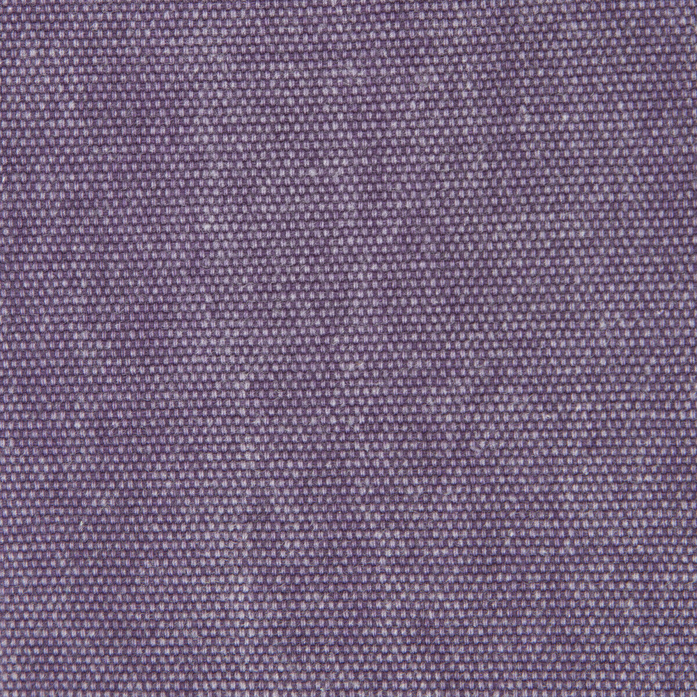 Panama Lavanda by Gaston Y Daniela Fabric Gaston Y Daniela Fabric Panama LavandaFabric BASICS COTTON - 100% Spain </p><p>Repeat: H: 0, V: 0 55 - Fabric Carolina -