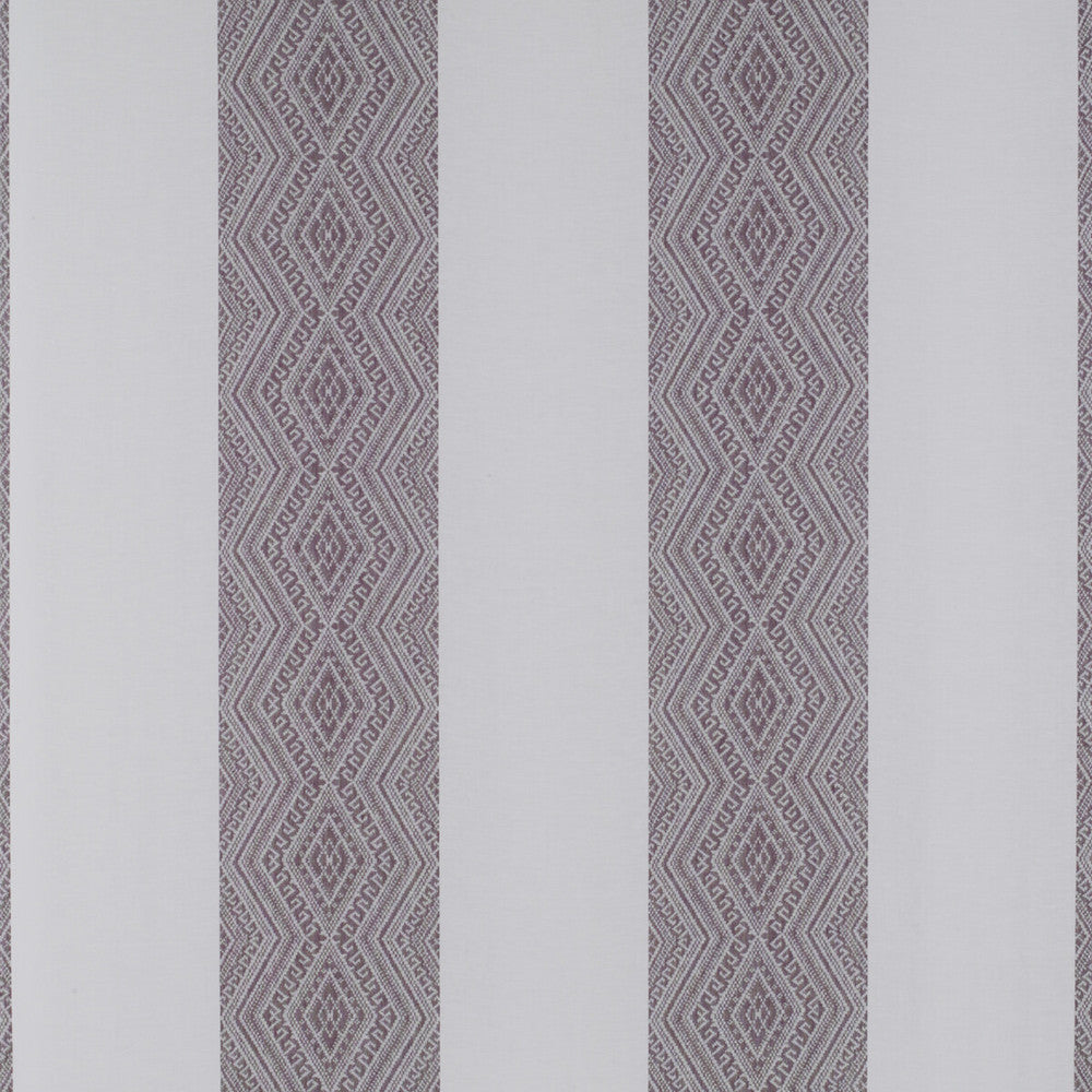 Pianosa Berenjena by Gaston Y Daniela Fabric Gaston Y Daniela Fabric Pianosa BerenjenaFabric TIERRAS LINEN - 100% Turkey </p><p>Repeat: H: 20.86, V: 7.36 118 - Fabric Carolina -