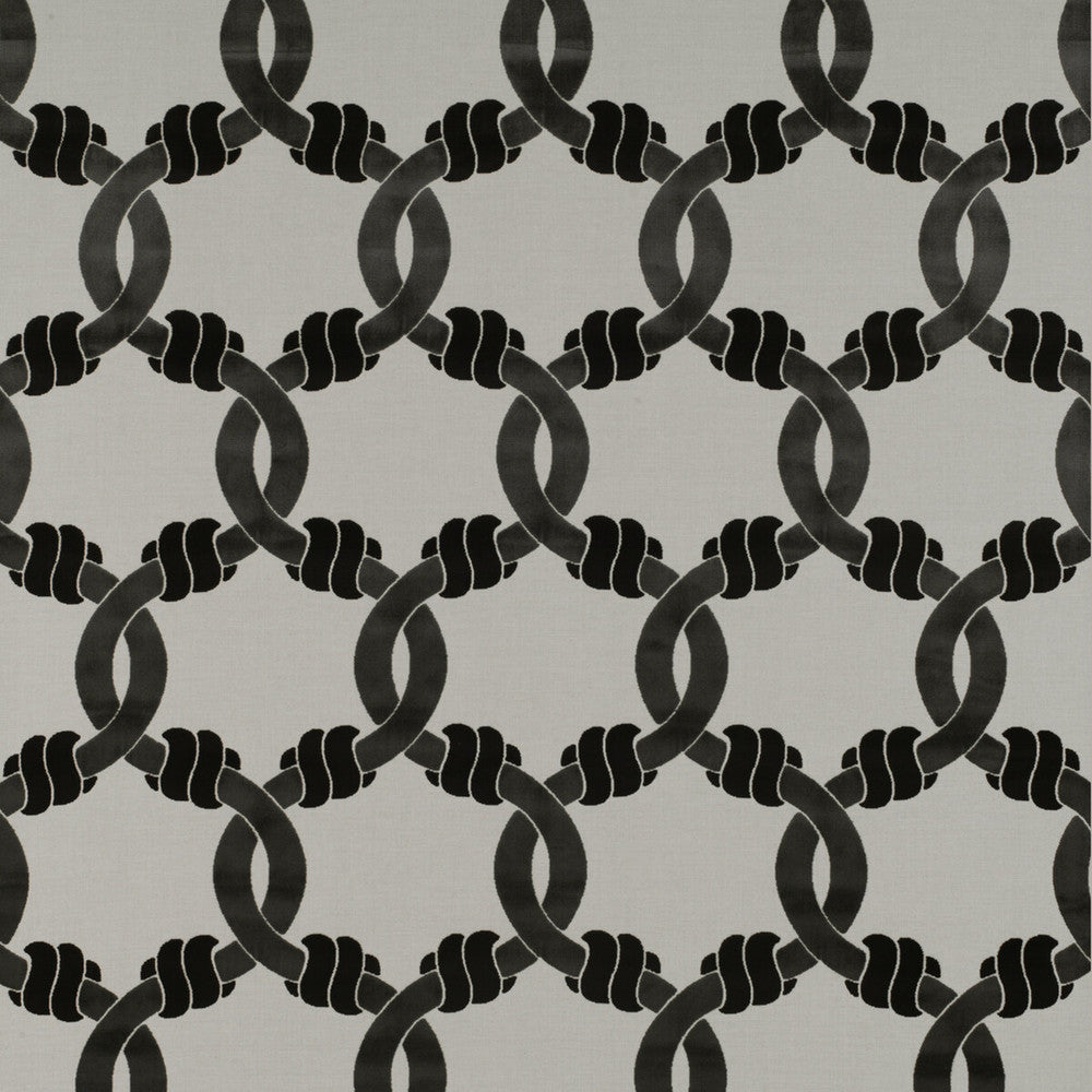 Florencia Blanco/Onyx by Gaston Y Daniela Fabric Gaston Y Daniela Fabric Florencia Blanco/OnyxFabric TIERRAS VISCOSE - 70%;POLYESTER - 30% Belgium </p><p>Repeat: H: 13.77, V: 19.4 55 - Fabric Carolina -
