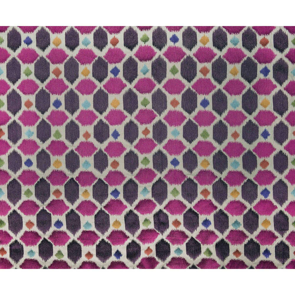 Maua by Gaston Y Daniela Fabric GASTON AFRICALIA COTTON - 43%;LINEN - 37%;VISCOSE - 20% India - Horizontal: 27.17 and Vertical: 23.62 54 - Fabric Carolina -