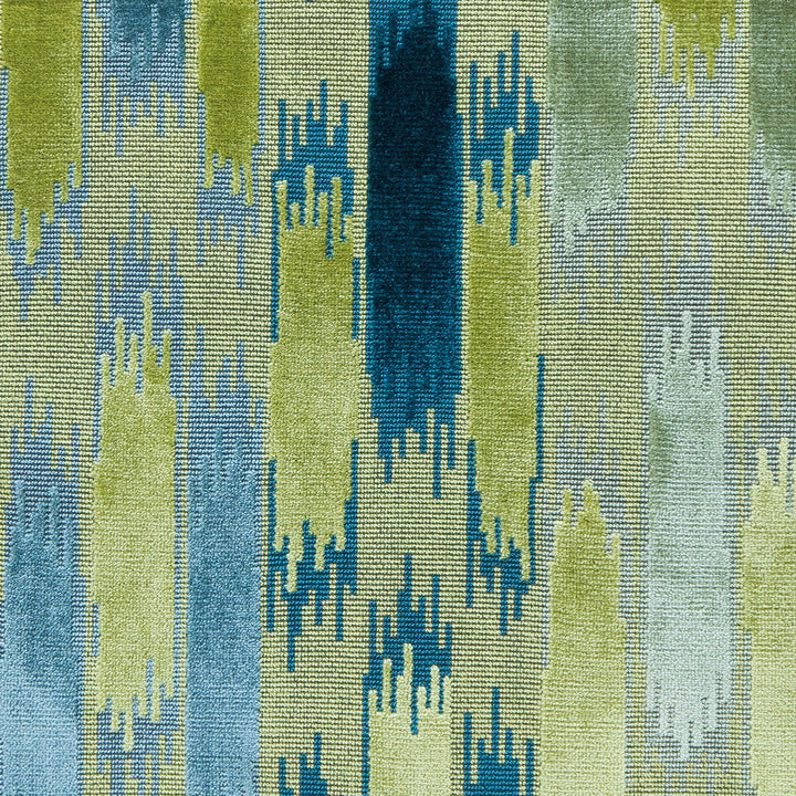 Aragon Lima/Azul by Gaston Y Daniela Designer Fabric GASTON NUEVO MUNDO VISCOSE - 53%;COTTON - 31%;POLYESTER - 16% Georgia HEAVY Horizontal: 13.75 and Vertical: 16.75 55 - Swanky Fabrics -