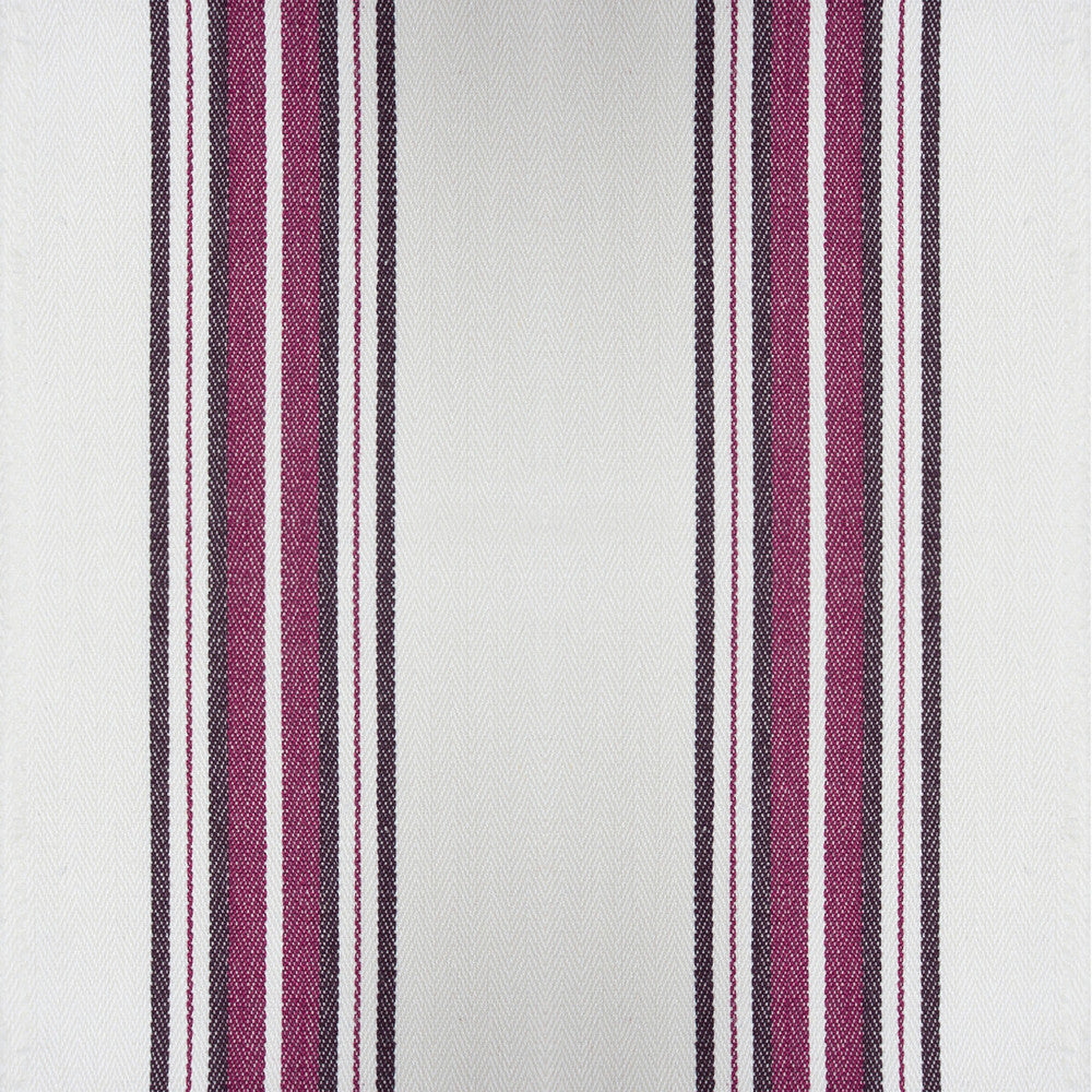 Nueva York Vino by Gaston Y Daniela Fabric GASTON LUIS BUSTAMANTE COTTON - 42%;VISCOSE - 30%;LINEN - 24%;POLYESTER - 4% Italy HEAVY Horizontal: 6 and Vertical: 55 - Fabric Carolina -