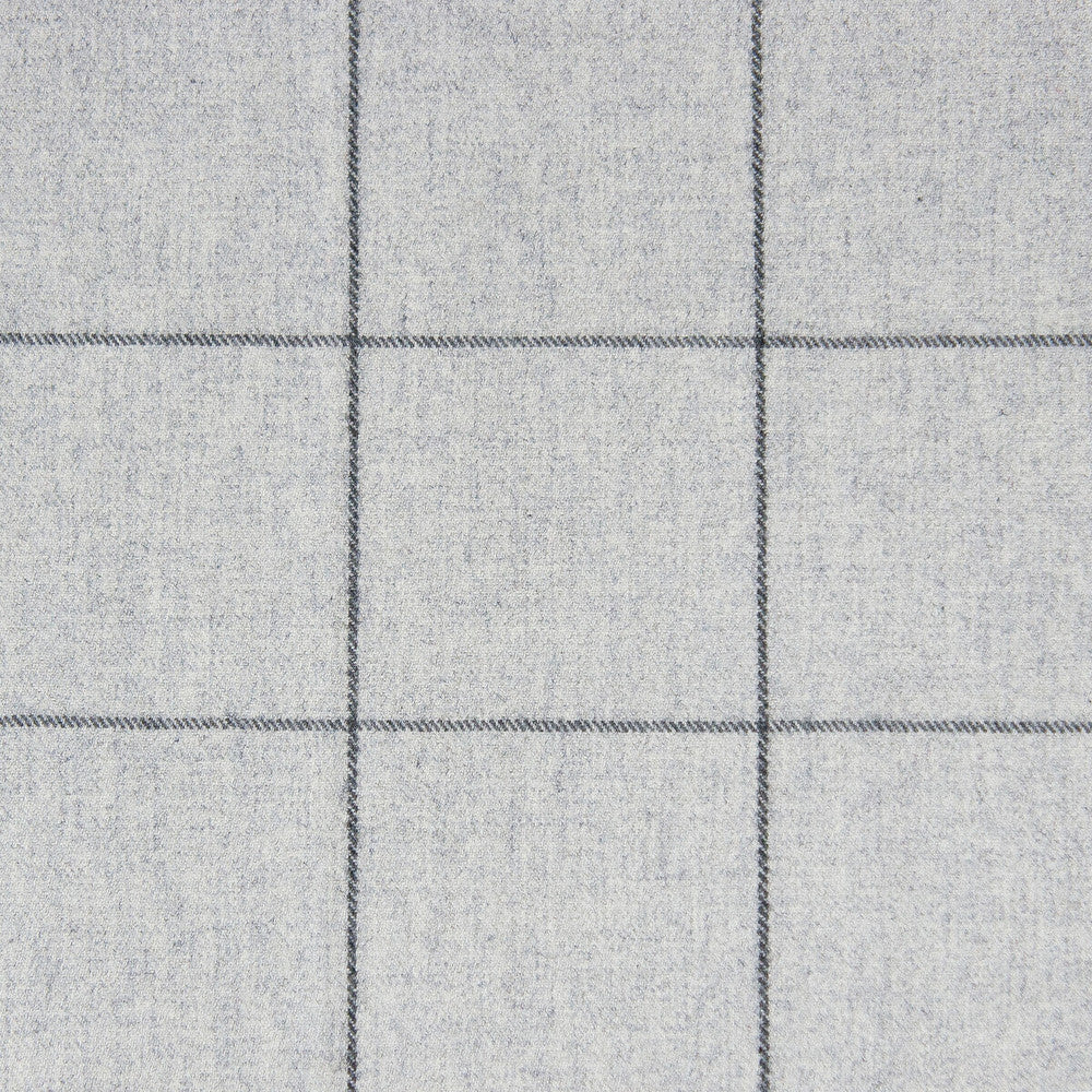 Kf Gyd:: by Gaston Y Daniela Fabric GASTON LUIS BUSTAMANTE WOOL - 100% Italy MEDIUM Horizontal: 3.5 and Vertical: 3.25 57.5 - Fabric Carolina -