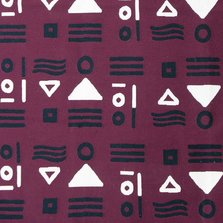 Pinzon Burdeos by Gaston Y Daniela Designer Fabric GASTON NUEVO MUNDO COTTON - 75%;POLYESTER - 25% Turkey MEDIUM Horizontal: 26.5 and Vertical: 9.5 53 - Swanky Fabrics -