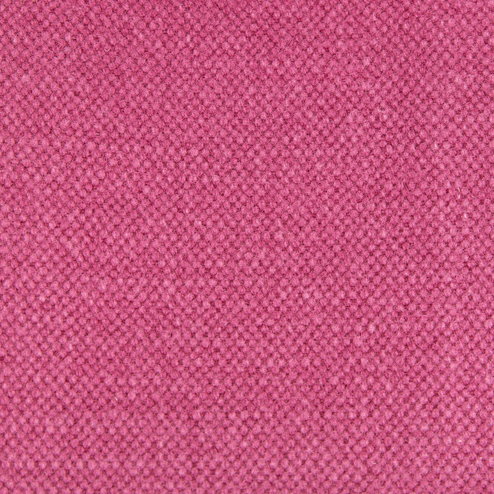 Lima Fresa by Gaston Y Daniela Fabric Gaston Y Daniela Fabric Lima FresaFabric GASTON NUEVO MUNDO COTTON - 65%;LINEN - 35% Spain </p><p>Repeat: H: , V: 110 - Fabric Carolina -