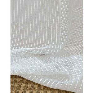 Lirio Crudo GDT5711.001.0 by Gaston Y Daniela Fabric