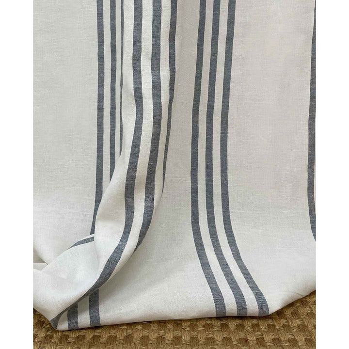 Gaston Y Daniela Drapery GDT5733.001.0 Drapery LINEN - 100% Spain </p><p>Repeat: H: , V: 27.5 21 - My Fabric Connection -