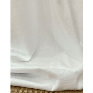 Valnera Nata GDT5745.002.0 by Gaston Y Daniela Fabric