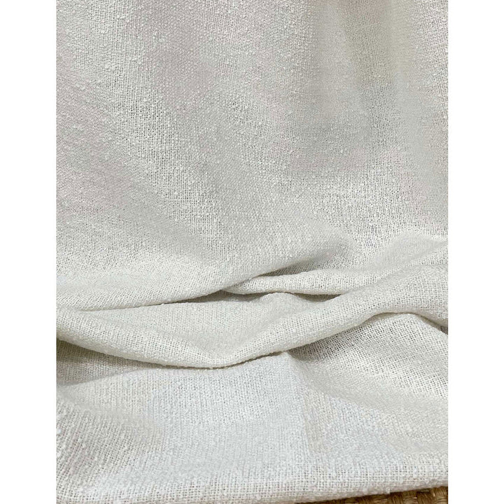 Gaston Y Daniela Drapery GDT5747.001.0 Drapery LINEN - 63%;ACRYLIC - 30%;POLYACRYLIC - 7% Turkiye </p><p>Repeat: H: , V: 27.5 21 - My Fabric Connection -