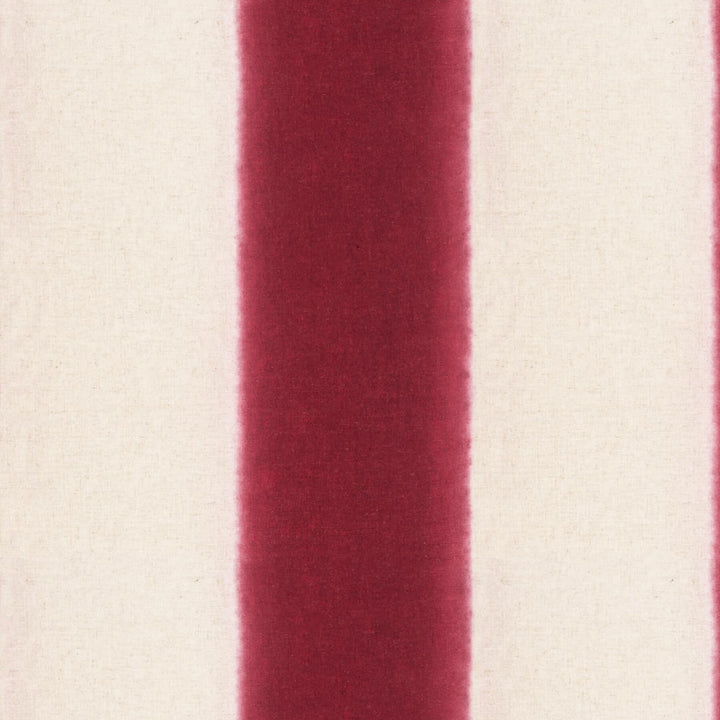 Gemma 2 Wine by Marcus William Fabric MARCUS WILLIAM KENDI SHOWROOM 70%SVI 30%LIN INDIA MARTINDALE WEAR TEST (19 000 CIRCULAR RUBS) Horizontal: 18 and Vertical: 0 55 in - Fabric Carolina -