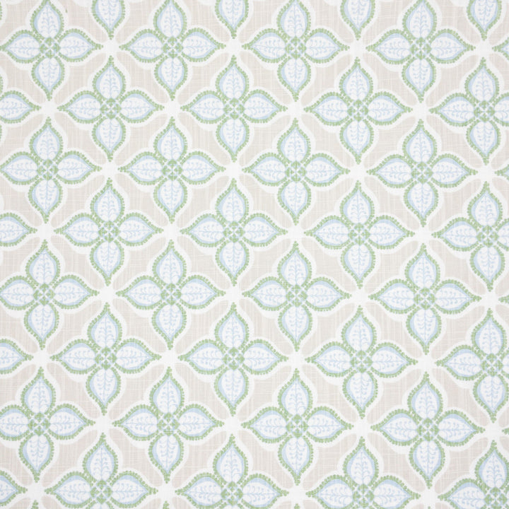 Glimmer 6 Spray by Aoc Fabric THE ART OF COLOR HERITAGE II 100%COT USA WYZENBEEK 50 000 DOUBLE RUB WEAR TEST (HEAVY DUTY) Horizontal: 4.500 and Vertical: 4.500 54 in - Fabric Carolina -