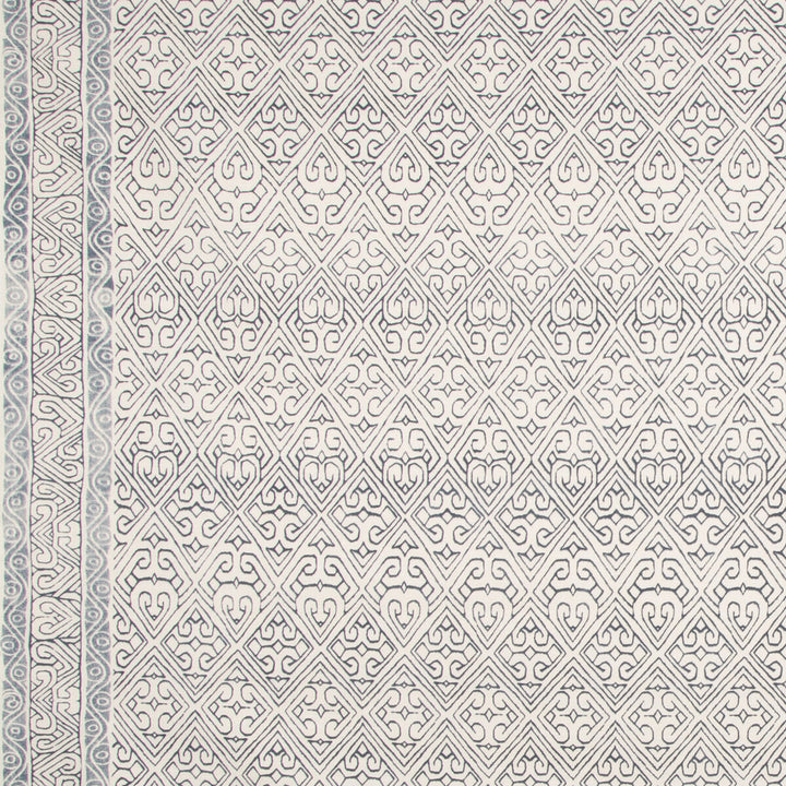 Cantara Navy/Blue by Lee Jofa Modern Fabric Lee Jofa Modern Fabric Cantara Navy/BlueFabric THOMAS O'BRIEN TEXTILES VOL.V COTTON - 80%;FLAX - 20% United States </p><p>Repeat: H: 54, V: 25.5 54 - Fabric Carolina -