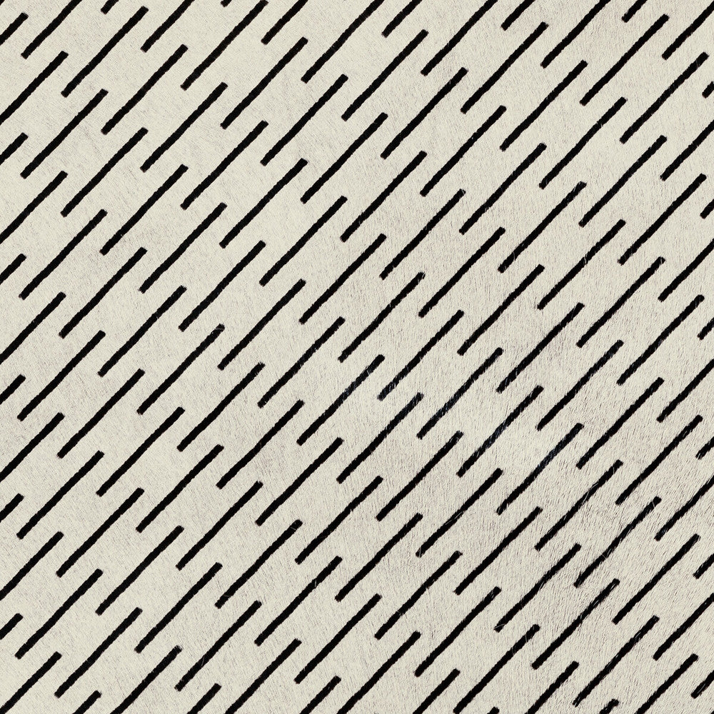 Pitch Hide Ivory by Groundworks Fabric KELLY WEARSTLER LEATHER III LEATHER - 100% Italy Horizontal: 2.5 and Vertical: 2.5 31.49 - Fabric Carolina -