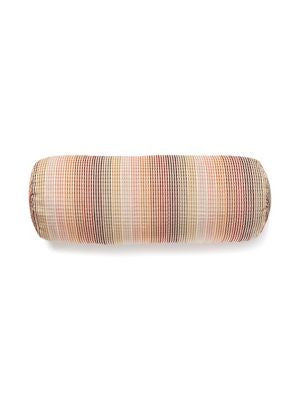 <p>Anderson Velvet Pillow 21 X 7 - Rosewood GWBANDRPILL0003 by Scalamandre Pillows</p><p><strong>Required Minimum Quantity Purchase: Product</p><p>Book: </p><p>Content: 60% VISCOSE 31% COTTON 9% POLYESTER</p><p>Origin: U.S.A.</p><p>Performance: </p><p>Repeat: Horizontal: and Vertical: </p><p>Width: 0</p>