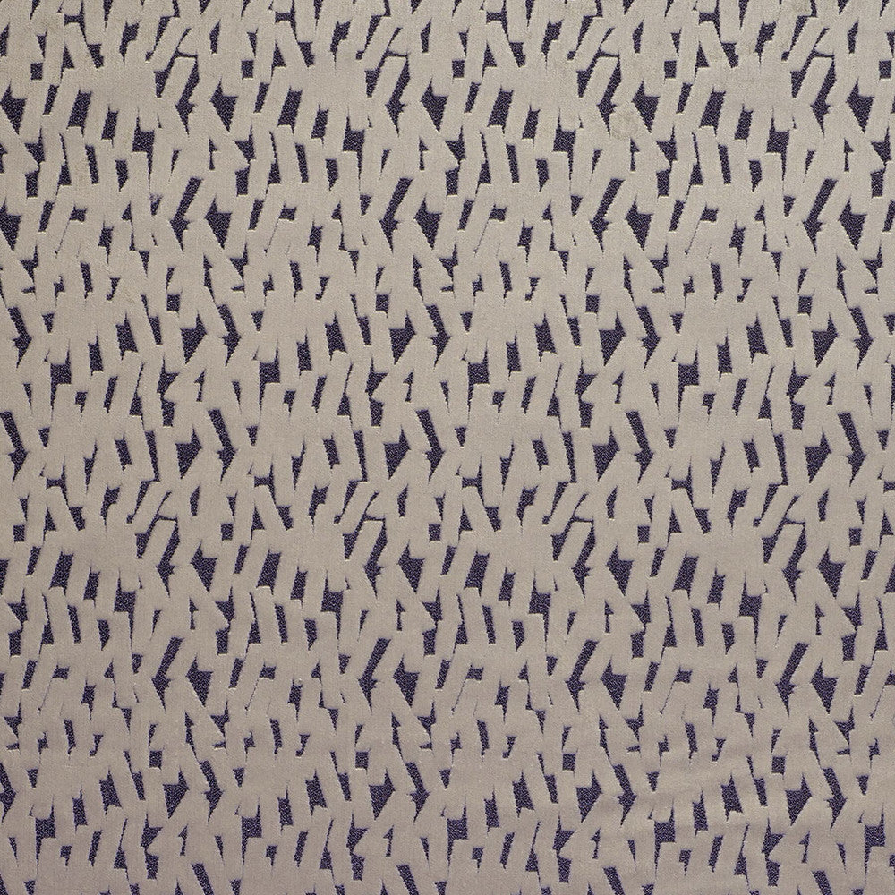 Hagar 6 Cameo by Marcus William Fabric KAI/MARCUS WILLIAM TANNER 51%SVI 49%POL TURKEY MARTINDALE WEAR TEST (HEAVY DUTY) Horizontal: 5.625 and Vertical: 12.125 55 in - Fabric Carolina -