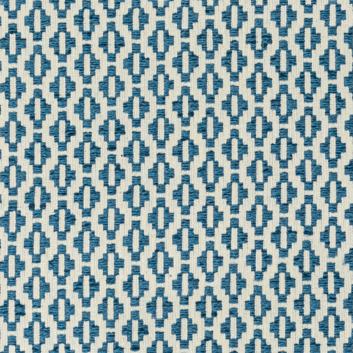 Hatfield 2 Wedgewood by Stout Fabric THE ART OF COLOR HERITAGE 65%POL 35%COT INDIA FLAME RETARDANT-U.F.A.C. CLASS 1 FLAME RETARDANT-N.F.P.A. 260A CLASS 1 WYZENBEEK 50 000 DOUBLE RUB WEAR TEST (HEAVY DUTY) Horizontal: 0.75 and Vertical: 0.75 54 in - Fabric Carolina -