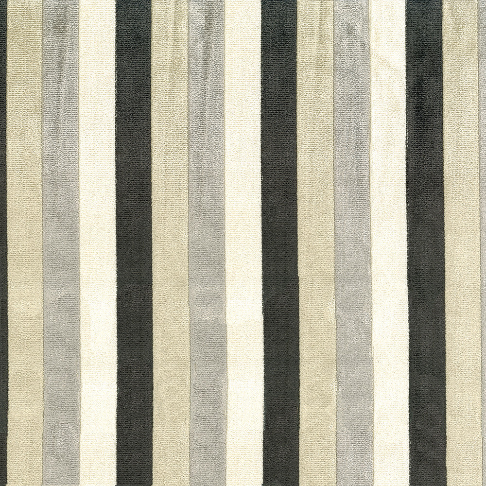 Hathaway 91 Mica by ABBEYSHEA Fabric 65% Polyester
35% Rayon CN 50,000 Double Rubs (Wyzenbeek) </p><p>Repeat: Horizontal: 3.9 in. (9.9 cm) up the roll and Vertical: 4.6 in. (11.7 cm) across the roll 55 in. (140 cm) - Fabric Carolina -