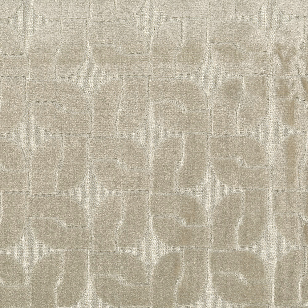 Oasis 602 Alabaster by ABBEYSHEA Fabric 72% Rayon, 25% Polyester, 3% Linen China 130,000 Double Rubs (Wyzenbeek) </p><p>Repeat: Horizontal: 4.3" (10.9 cm) Up the Roll and Vertical: 4.7" (11.9 cm) Across the Roll 55" (140 cm) - Fabric Carolina -