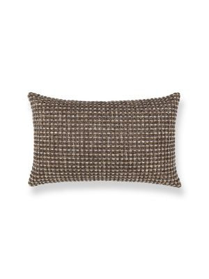 Heatherton Pillow 14 X 22 - Walnut HNLBDK273330003 by Scalamandre Pillows COLOR POP 61% RECYCLED ACRYLIC 38% POLYESTER 1% VISCOSE U.S.A. Horizontal: and Vertical: 0 - Fabric Carolina -