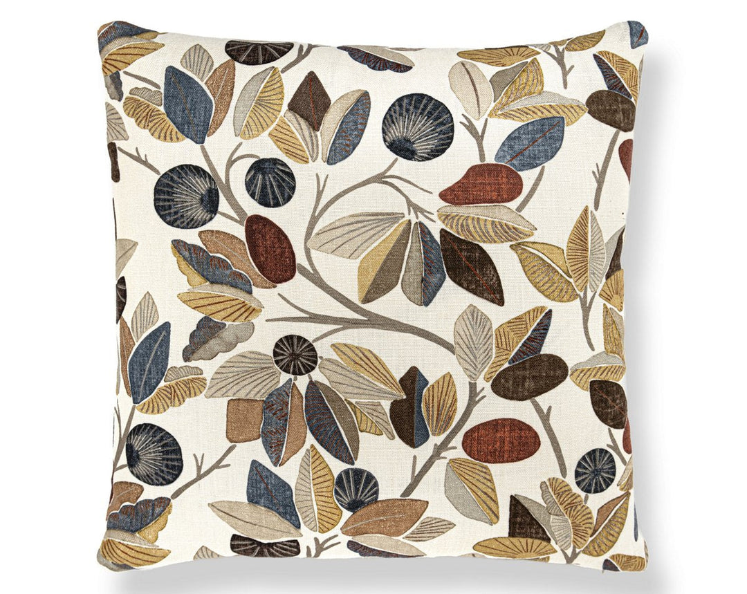 Linden Pillow 22 X 22 - Straw HNSDDK166570004 by Scalamandre Designer Pillow