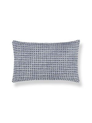 Heatherton Pillow 14 X 22 - Navy HNLBDK273330007 by Scalamandre Pillows COLOR POP 61% RECYCLED ACRYLIC 38% POLYESTER 1% VISCOSE U.S.A. Horizontal: and Vertical: 0 - Fabric Carolina -