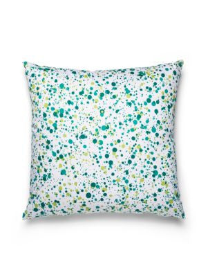 <p>Spatter Pillow 22 X 22 - Mermaid HNSPATPILL000G by Scalamandre Pillows</p><p><strong>Required Minimum Quantity Purchase: Product</p><p>Book: </p><p>Content: 100% COTTON</p><p>Origin: U.S.A.</p><p>Performance: </p><p>Repeat: Horizontal: and Vertical: </p><p>Width: 0</p>