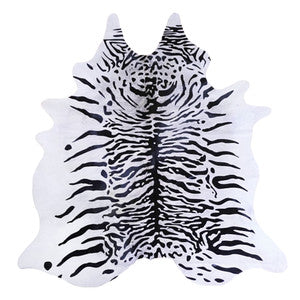 HOH031 Snow Tiger by Greenhouse Fabric