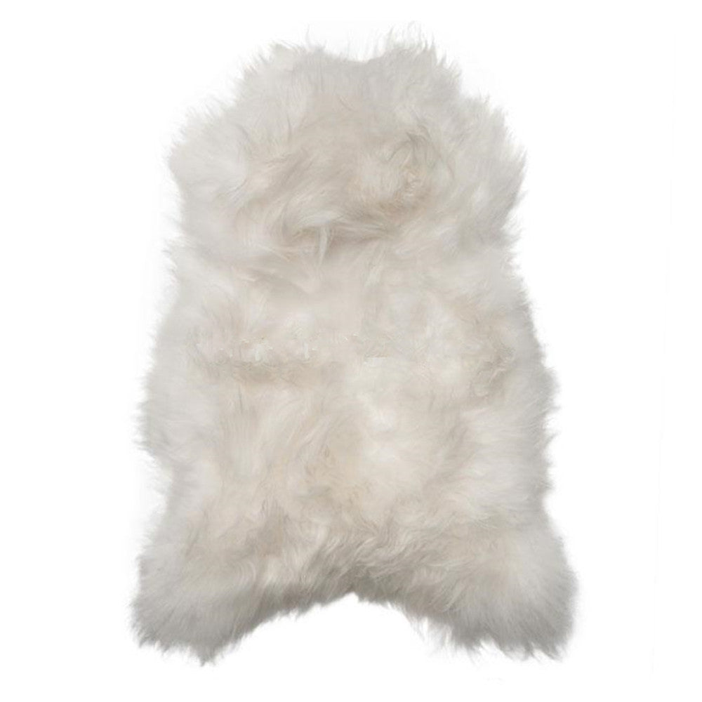 HOH036 Natural White by Greenhouse Fabric Sheepskin
 Longest Portion Of The Hide - 36" - 44"
 Wool Length - 3-4" </p><p>Repeat: - Fabric Carolina -