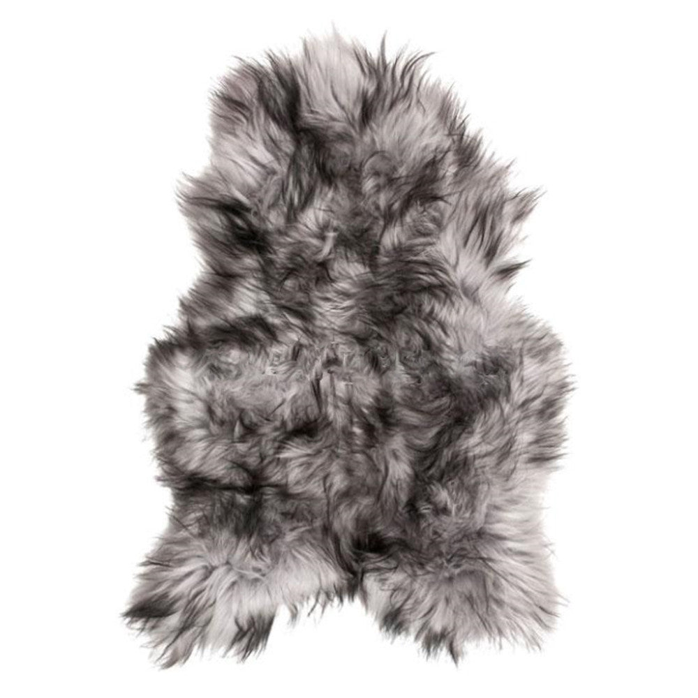 HOH037 Silver Dark Tipped by Greenhouse Fabric Sheepskin
 Longest Portion Of The Hide - 36" - 44"
 Wool Length - 3-4" </p><p>Repeat: - Fabric Carolina -