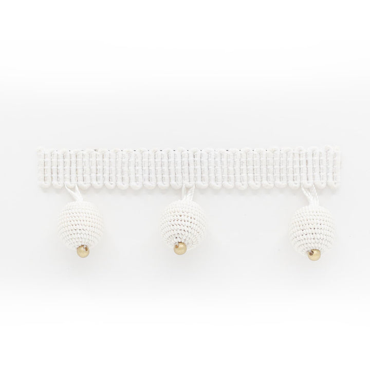 Hopat Beaded Fringe 2 Chalk by Stout Trim SMALL WONDERS TRIM 51%SVI 49%POL CHINA FLAME RETARDANT-U.F.A.C. CLASS 1 CATB 117-2013 WYZENBEEK 30 000 DOUBLE RUB WEAR TEST (HEAVY DUTY) Horizontal: 1.375 and Vertical: 0.000 1.63 in - Fabric Carolina -