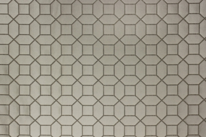 Hyde Alabaster by Richloom Fabric See sample 66% POLYESTER, 34% LINEN USA or Imported 9K </p><p>Repeat: V2.55" x H2.36" 56" - Fabric Carolina -