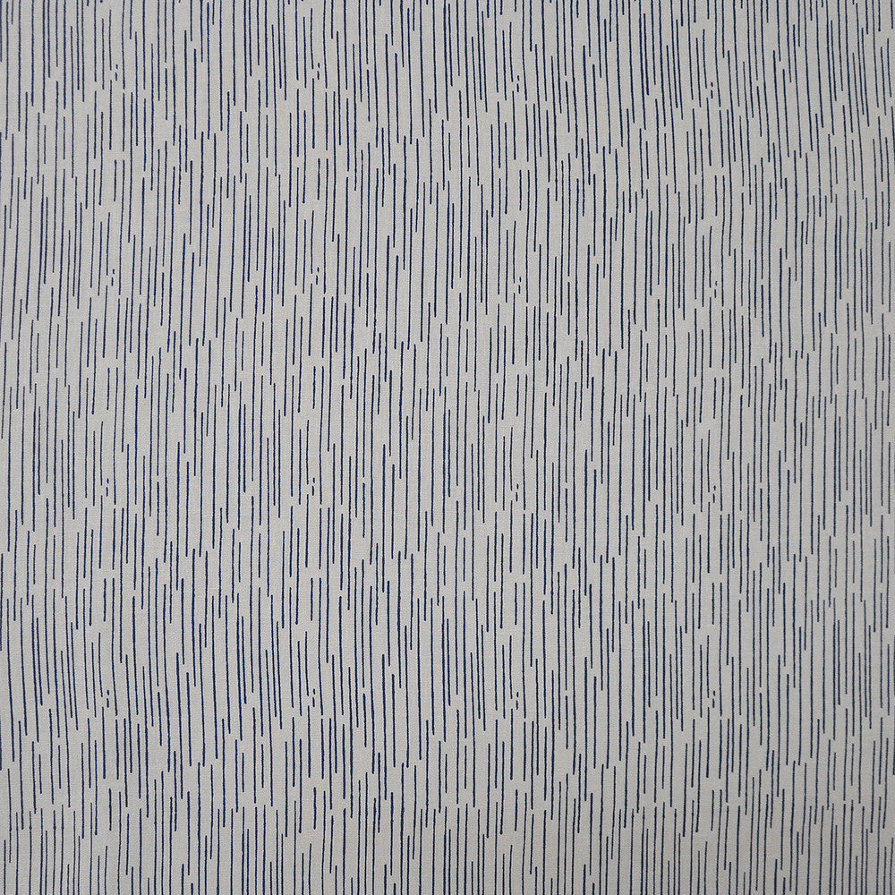 In Motion # 224 Horizon by Maxwell Fabric COLOR WAVES-GARDENIA 60% POLYESTER/30% COTTON
10% LINEN INDIA See sample </p><p>Repeat: Horizontal: 4.3" and Vertical: 6" 54" - Fabric Carolina -