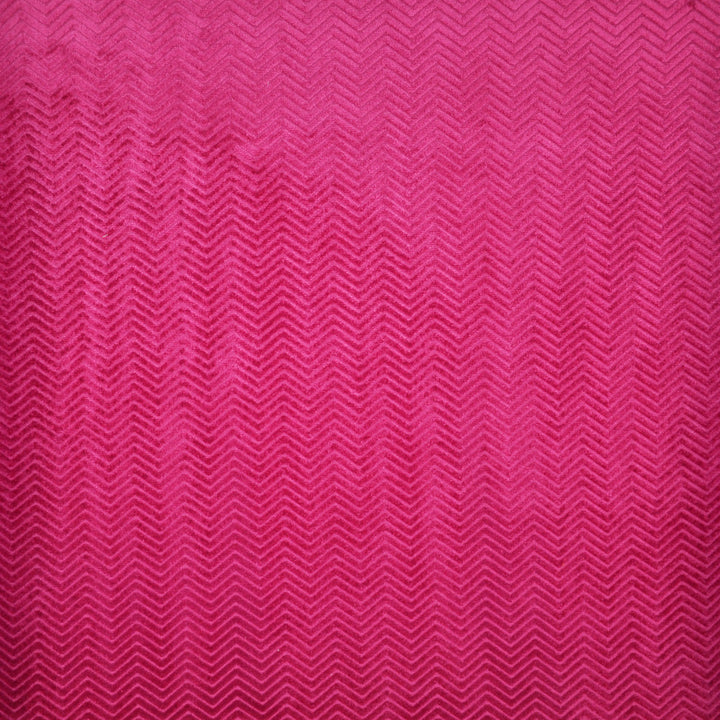 Jingle # 515 Fuchsia by Maxwell Fabric 100% POLYESTER CHINA </p><p>Repeat: Horizontal: H-1.25 and Vertical: V-0.25 56" - Fabric Carolina -