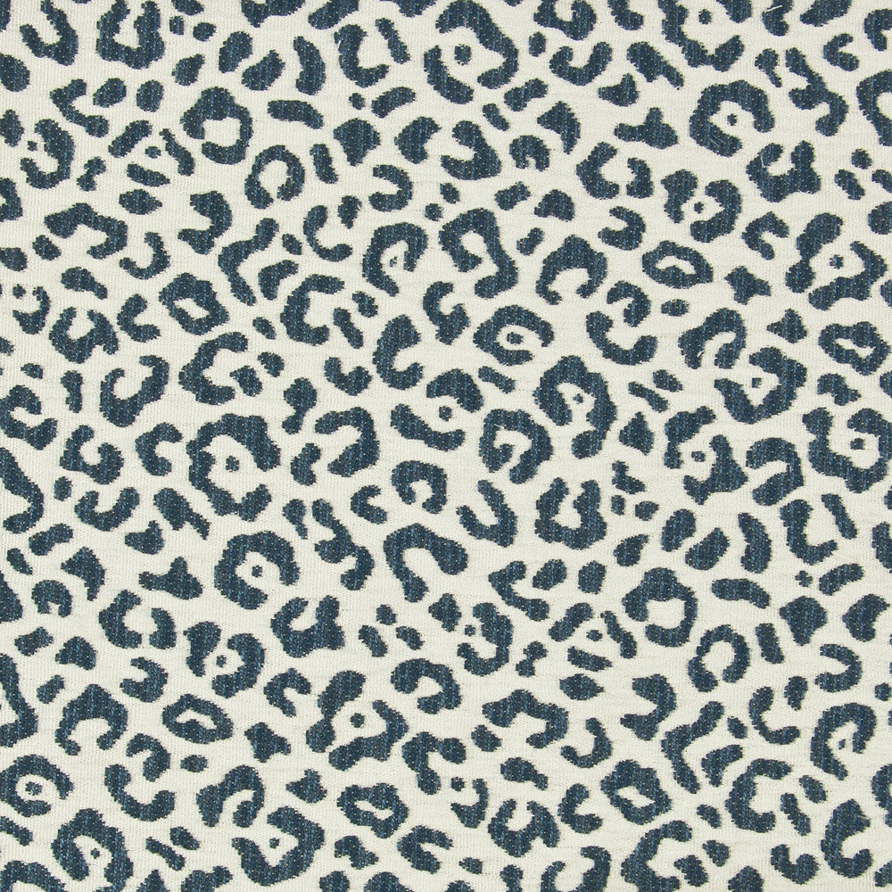 Ketchum 1 Slate by Marcus William Fabric MARCUS WILLIAM STEP OUT 60%POL 40%SVI USA FLAME RETARDANT-U.F.A.C. CLASS 1 CATB 117-2013 WYZENBEEK 39 000 DOUBLE RUB WEAR TEST (HEAVY DUTY) Horizontal: 7 and Vertical: 6.75 54.38 in - Fabric Carolina -