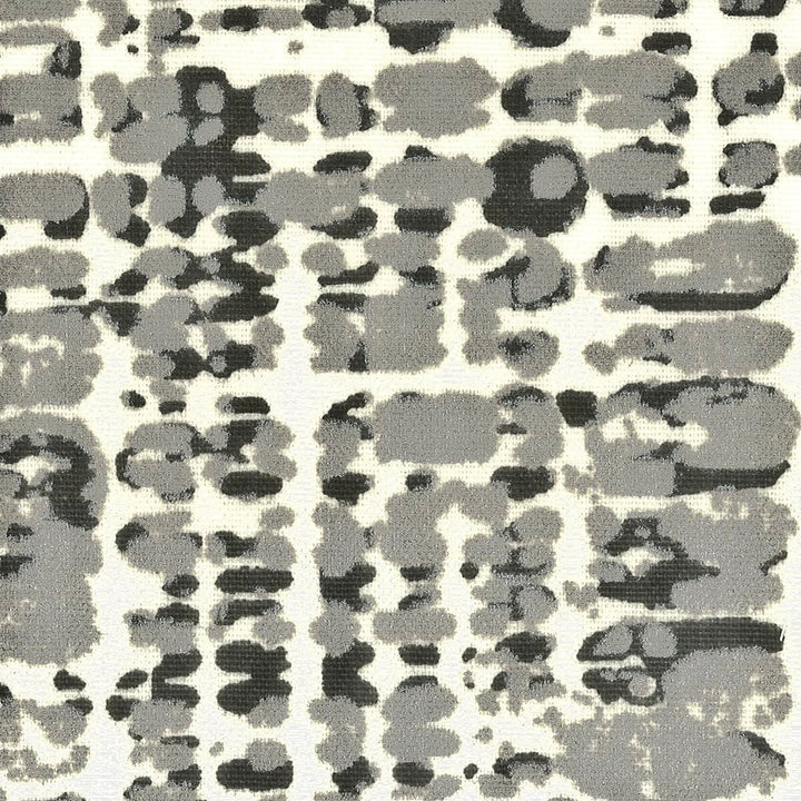 Kincaid 1 Granite by Stout Fabric COMPLIMENTS 100%COT USA FLAME RETARDANT-U.F.A.C. CLASS 1 CATB 117-2013 WYZENBEEK 15 000 DOUBLE RUB WEAR TEST (HEAVY DUTY) Horizontal: 13.5 and Vertical: 13.5 54 in - Fabric Carolina -