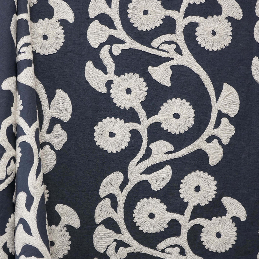 Kindred 91Sj102 by JF Fabric JF Studio 59% Cotton, 41% Linen India Horizontal: 13 and Vertical: 15.75 54 - Fabric Carolina -