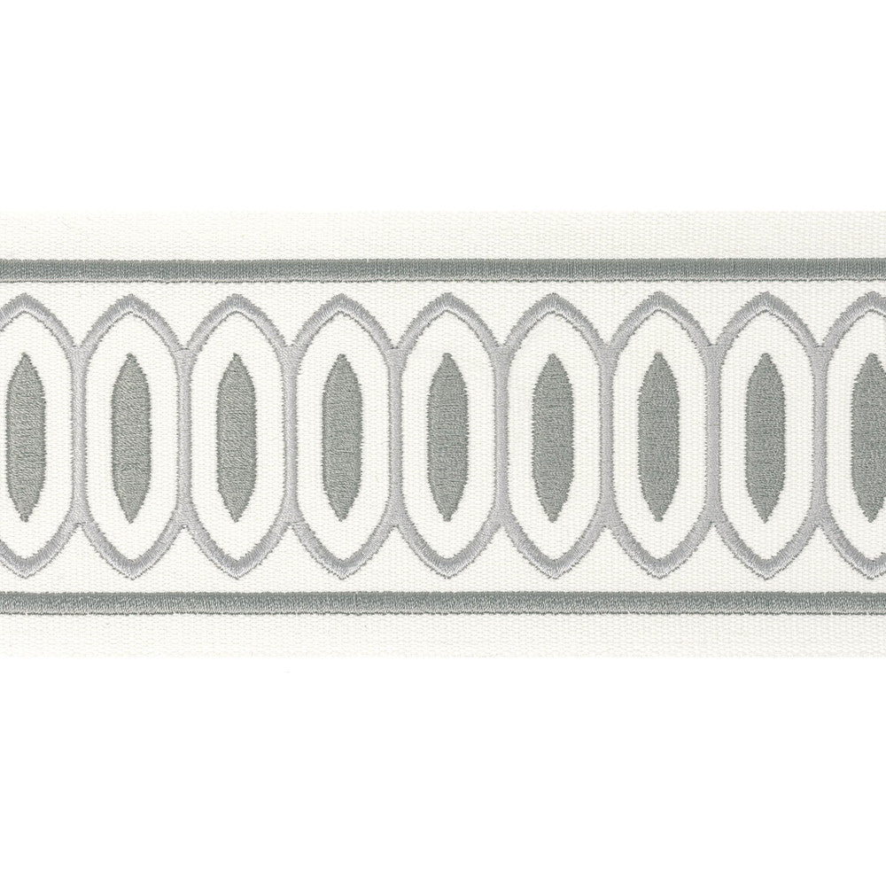Kragon Tape 4 Smoke by Stout Trim Stout Trim Kragon Tape 4 SmokeTrim STITCHED UP TRIM 100%COT %BEMB INDIA </p><p>Repeat: H: 4.000, V: 1.000 4 in - Fabric Carolina -