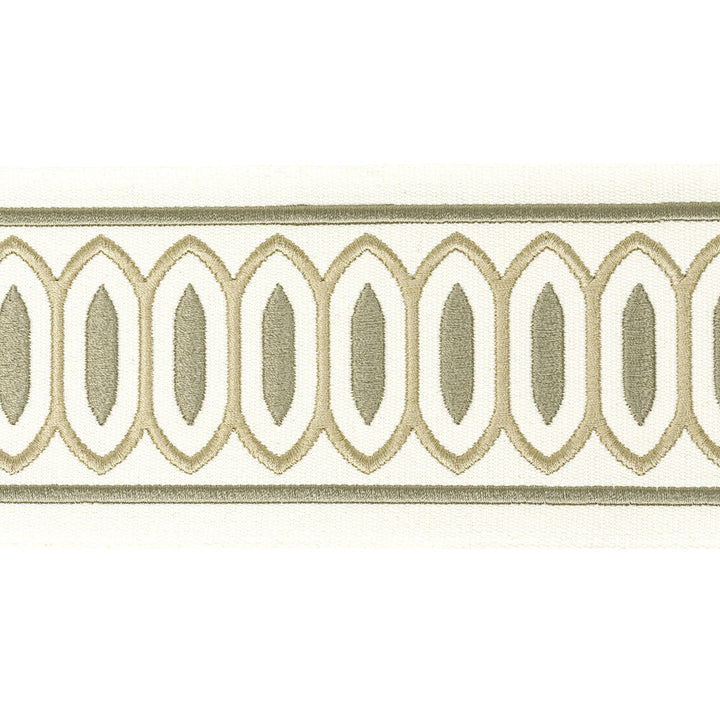 Kragon Tape 8 Sandstone by Stout Trim Stout Trim Kragon Tape 8 SandstoneTrim STITCHED UP TRIM 100%COT %BEMB INDIA </p><p>Repeat: H: 4.000, V: 1.000 4 in - Fabric Carolina -