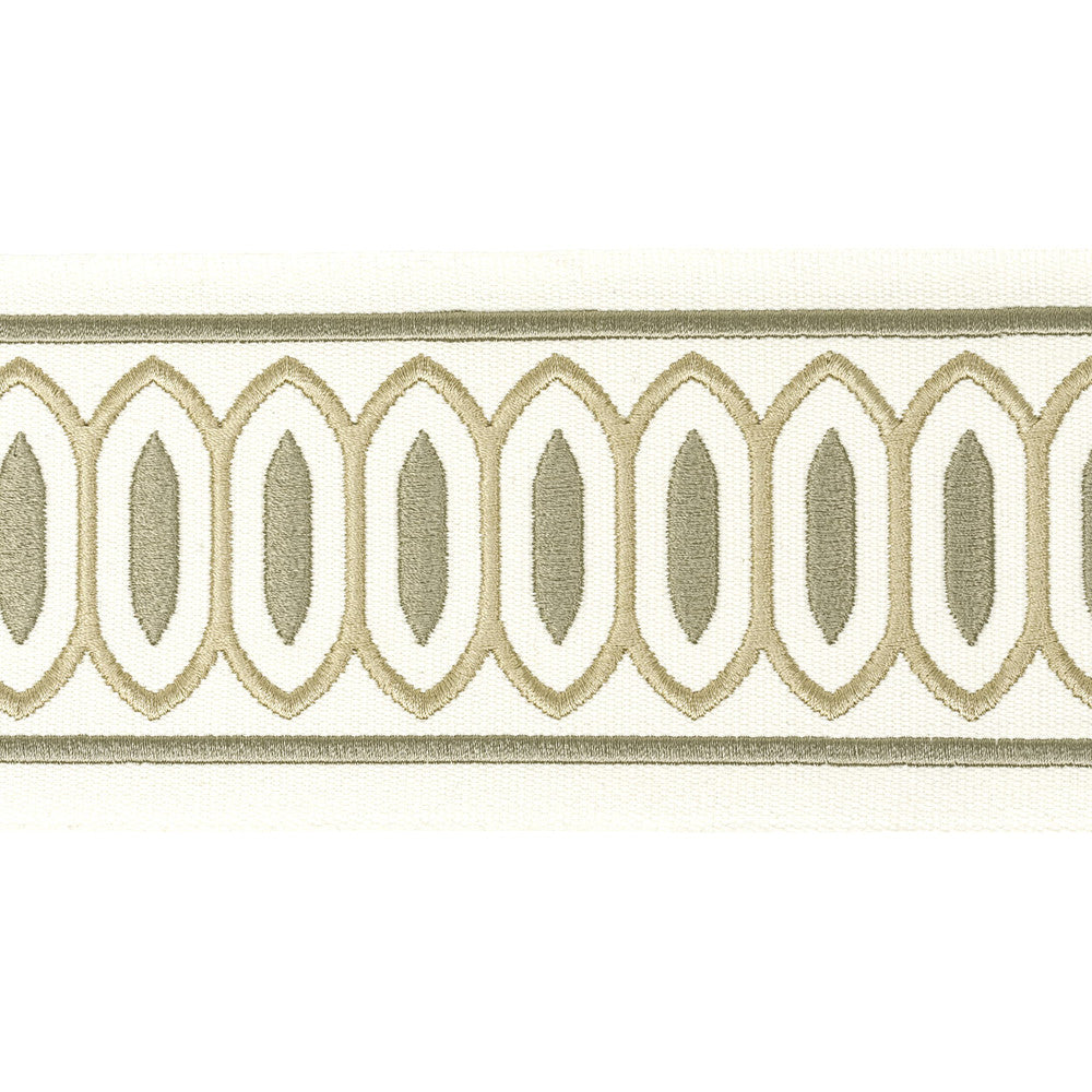 Kragon Tape 8 Sandstone by Stout Trim Stout Trim Kragon Tape 8 SandstoneTrim STITCHED UP TRIM INDIA </p><p>Repeat: H: 4.000, V: 1.000 4 in - Fabric Carolina -