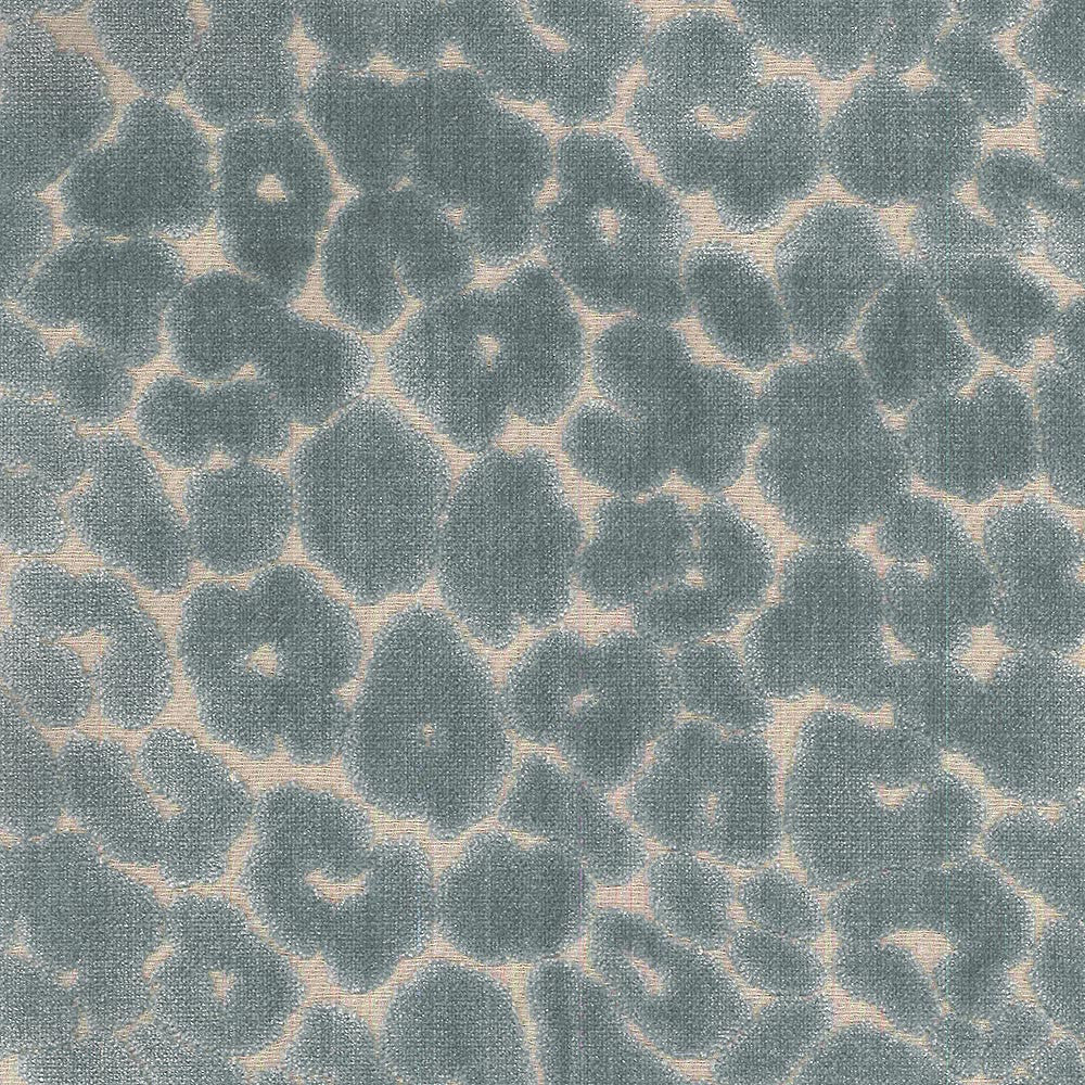 Landon Babyblue by Magnolia Fabric - 60Ray/40Poly Indonesia 37000 Horizontal: 14 and Vertical: 14 56" - Fabric Carolina -