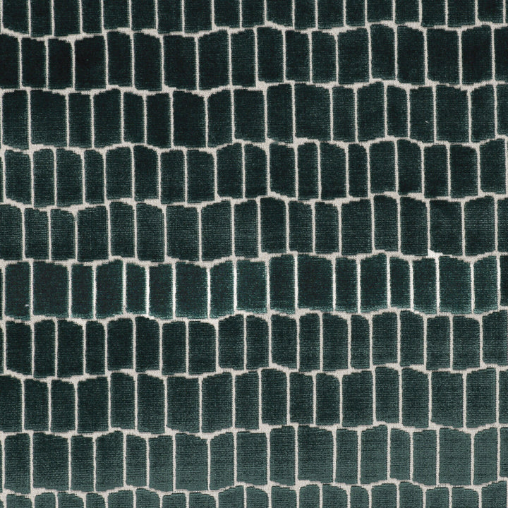 Maximo Oceano by Gaston Y Daniela Fabric Gaston Y Daniela Fabric Maximo OceanoFabric LORENZO CASTILLO V VISCOSE - 75%;POLYESTER - 25% Belgium </p><p>Repeat: H: 6.89, V: 4.84 54.33 - Fabric Carolina -
