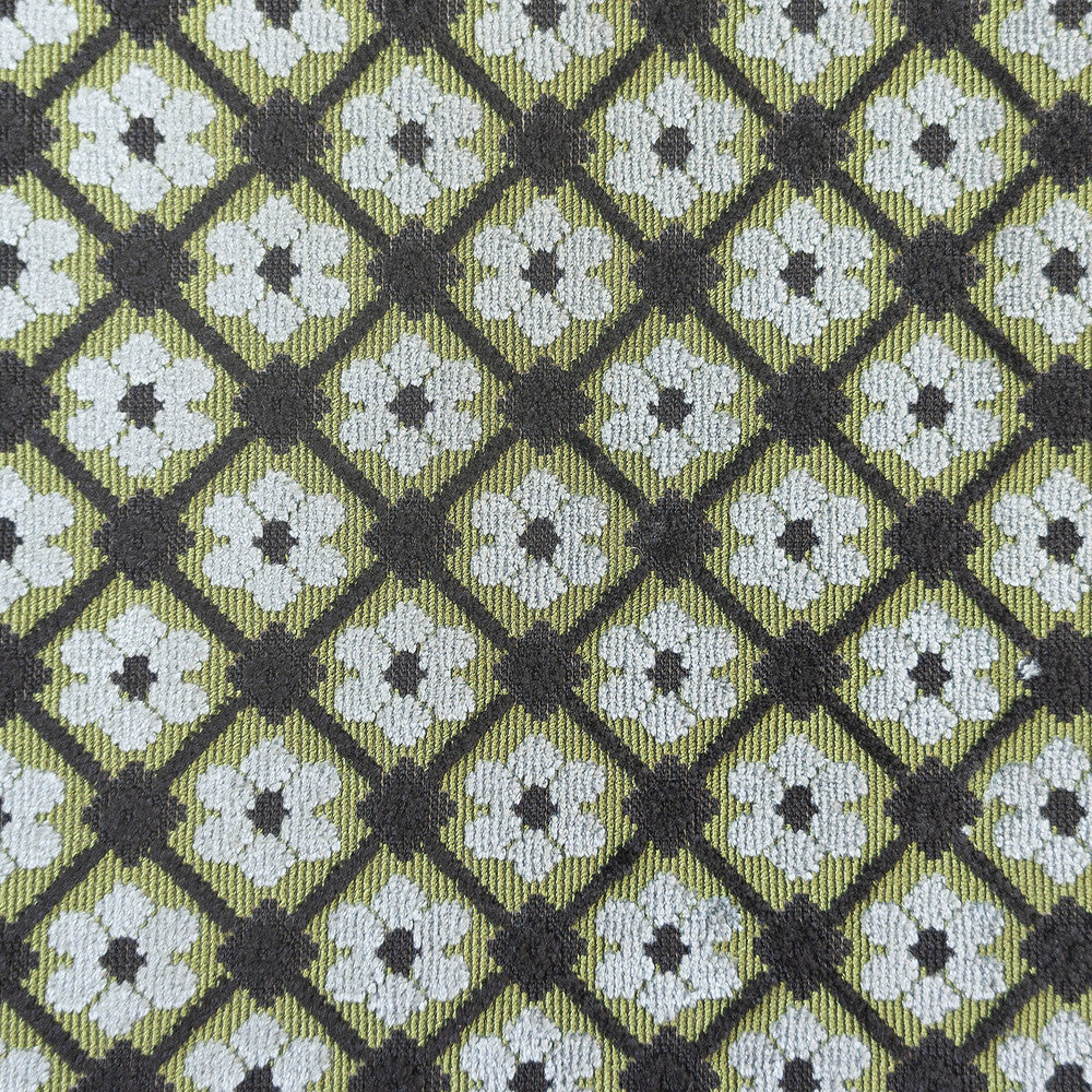 Fruela Verde by Gaston Y Daniela Fabric Gaston Y Daniela Fabric Fruela VerdeFabric LORENZO CASTILLO V VISCOSE - 76%;POLYESTER - 24% India </p><p>Repeat: H: 6.8, V: 2.32 55.11 - Fabric Carolina -
